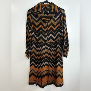 Vintage Chevron Patterned Black/Gold/Brown Button Down Pleated Shirt Dress